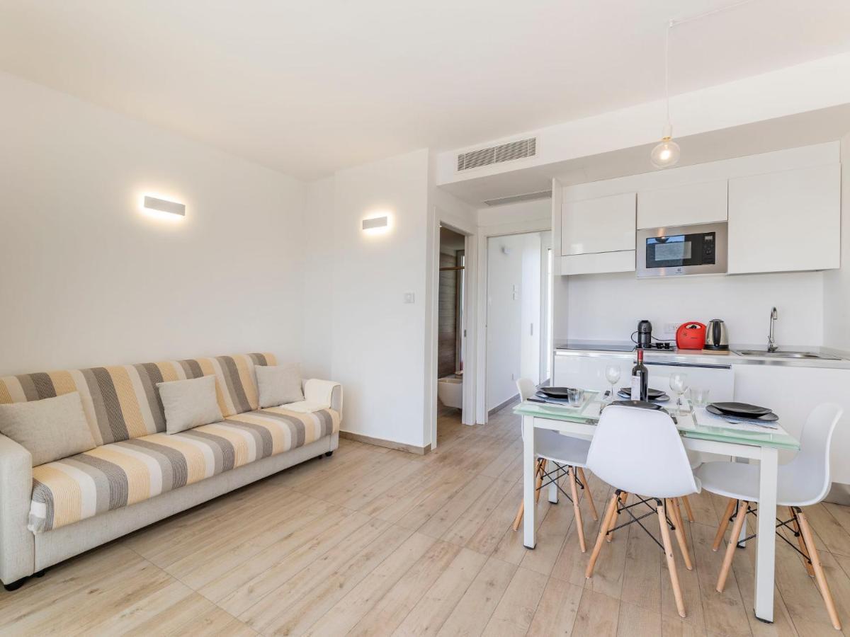 Apartment Capo Falcone Charming Apartment-2 By Interhome Stintino Luaran gambar